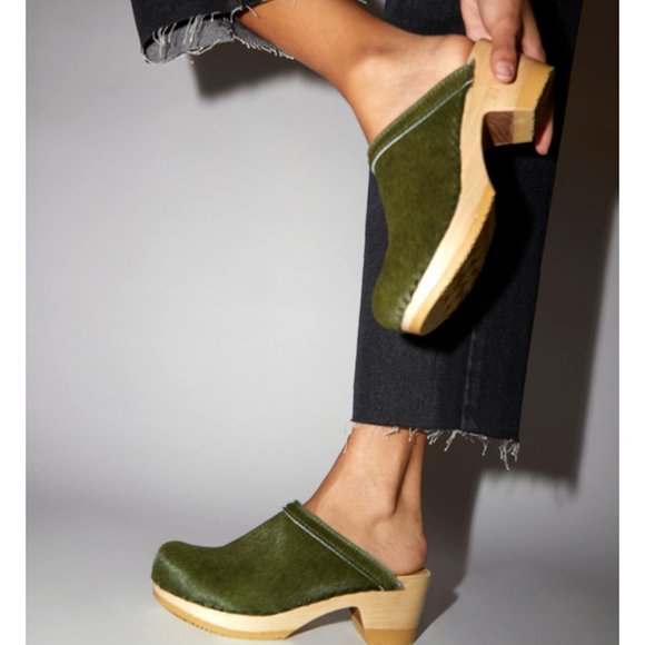 No.6 Old School Clog Mid Heel in Forest Pony, 39 - Picture 2 of 14
